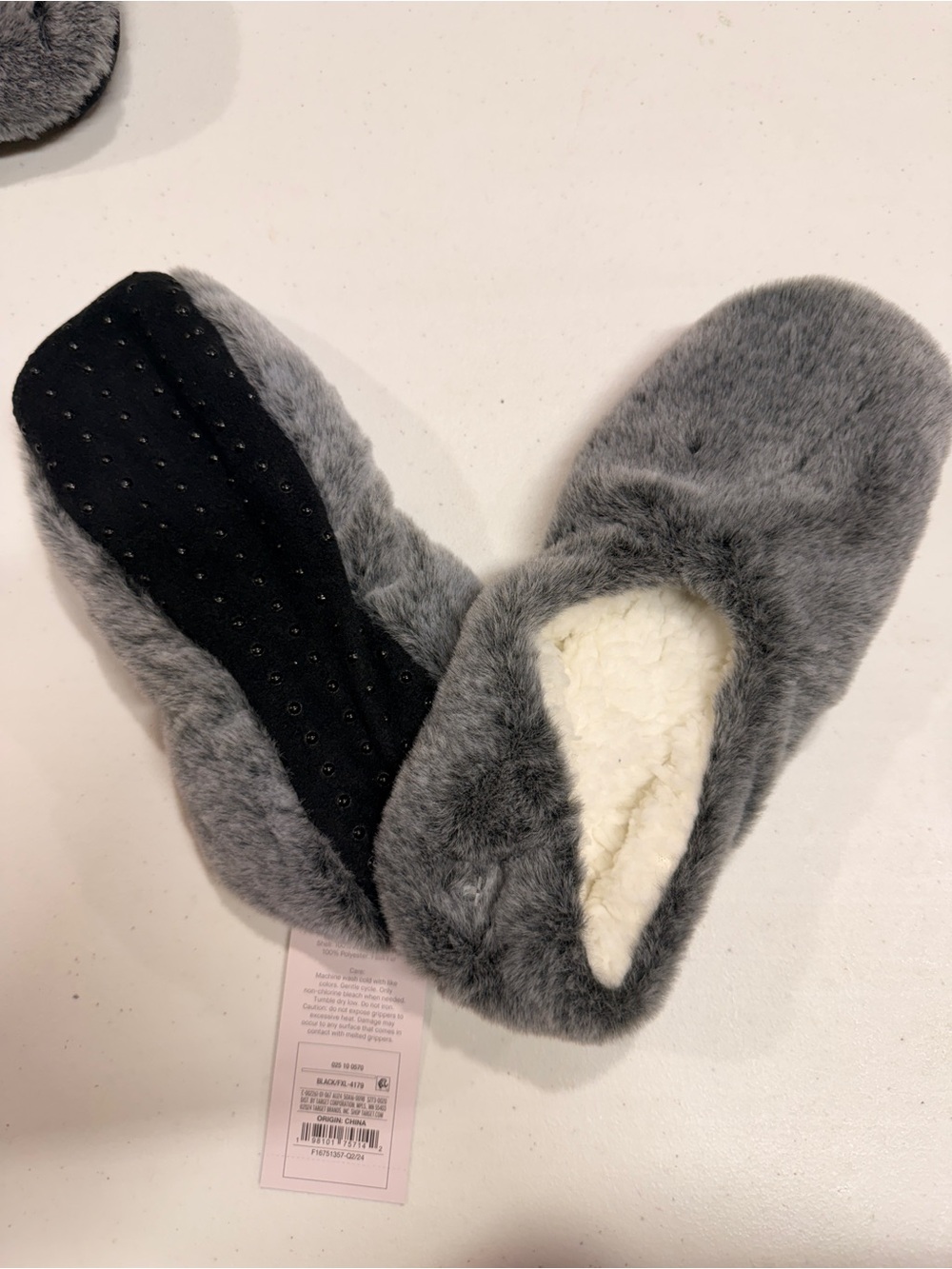 Auden Plush Faux-Fur Slip-On Slippers in Gray with Cream Lining